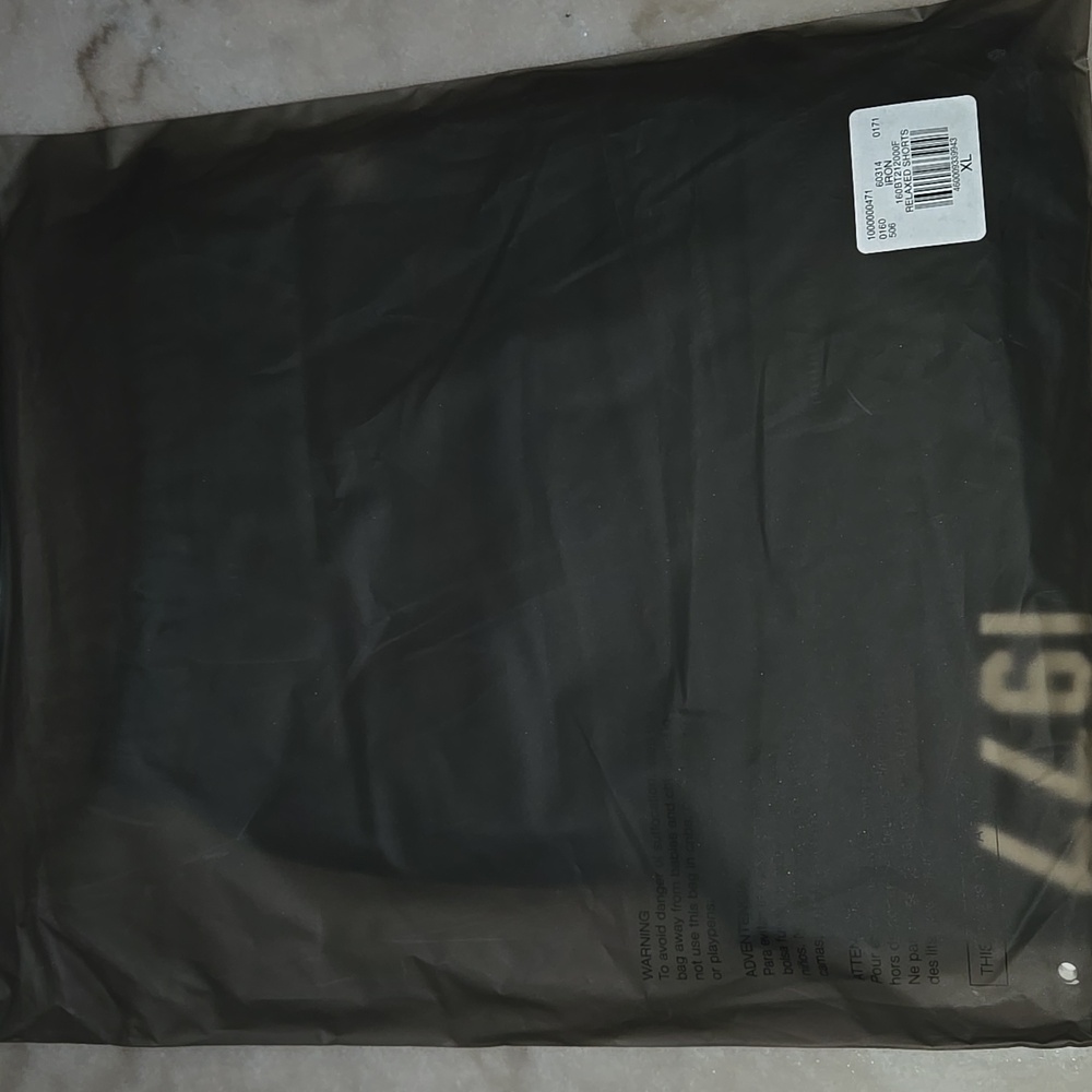 NWT Fear of God Essentials 1977 Iron Shorts - Picture 6 of 7